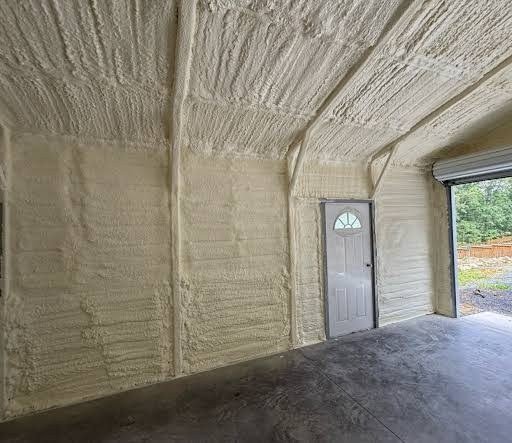 Spray foam insulation pricing and estimates in Friendswood